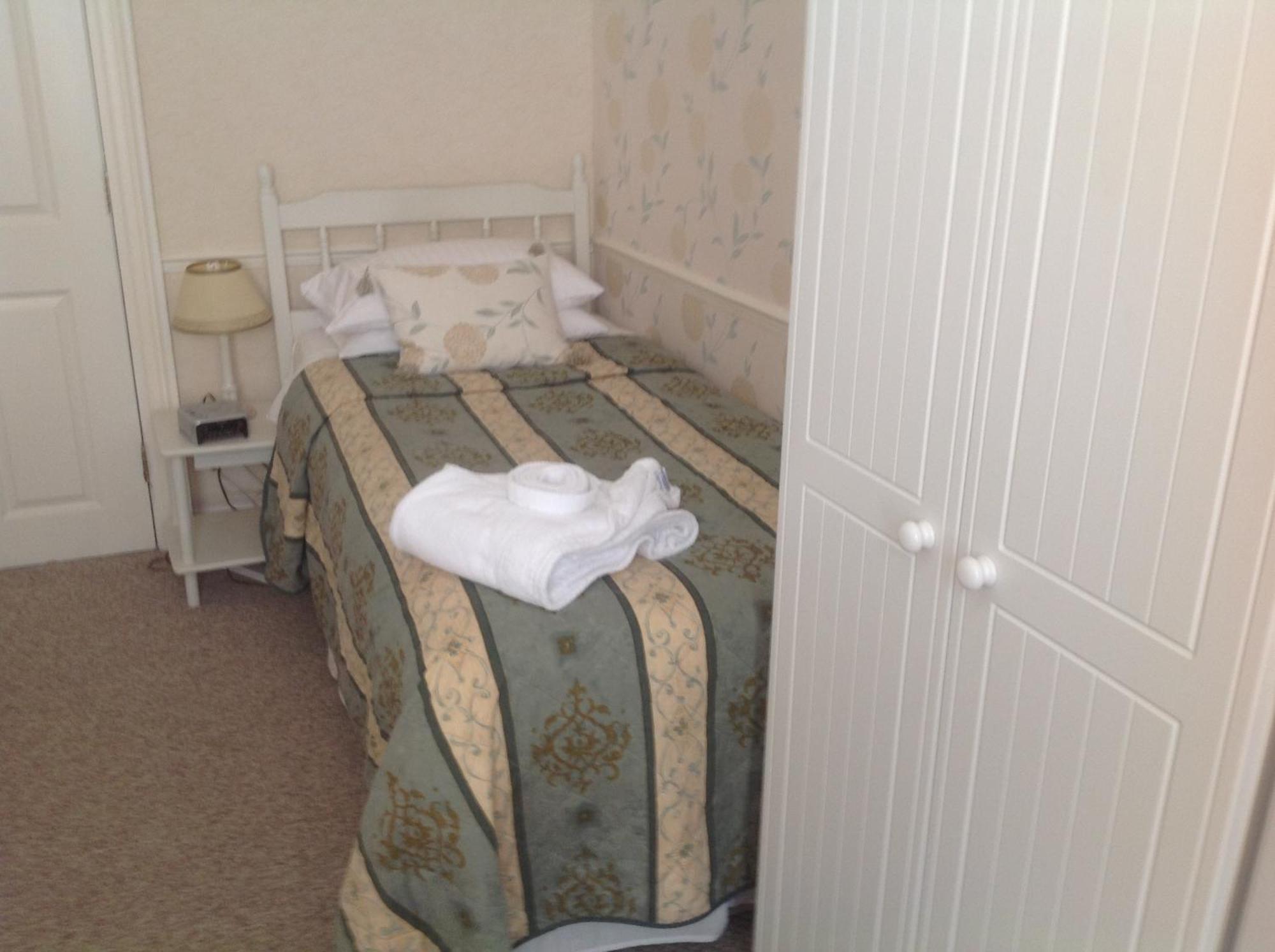 Comelybank Guesthouse Crieff Rum bild
